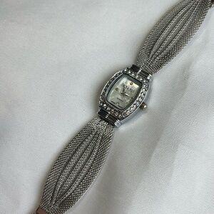 Geneva quartz women’s watch Japan Movement St steel